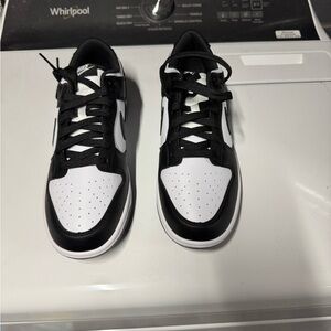 Nike Black and White Sneakers